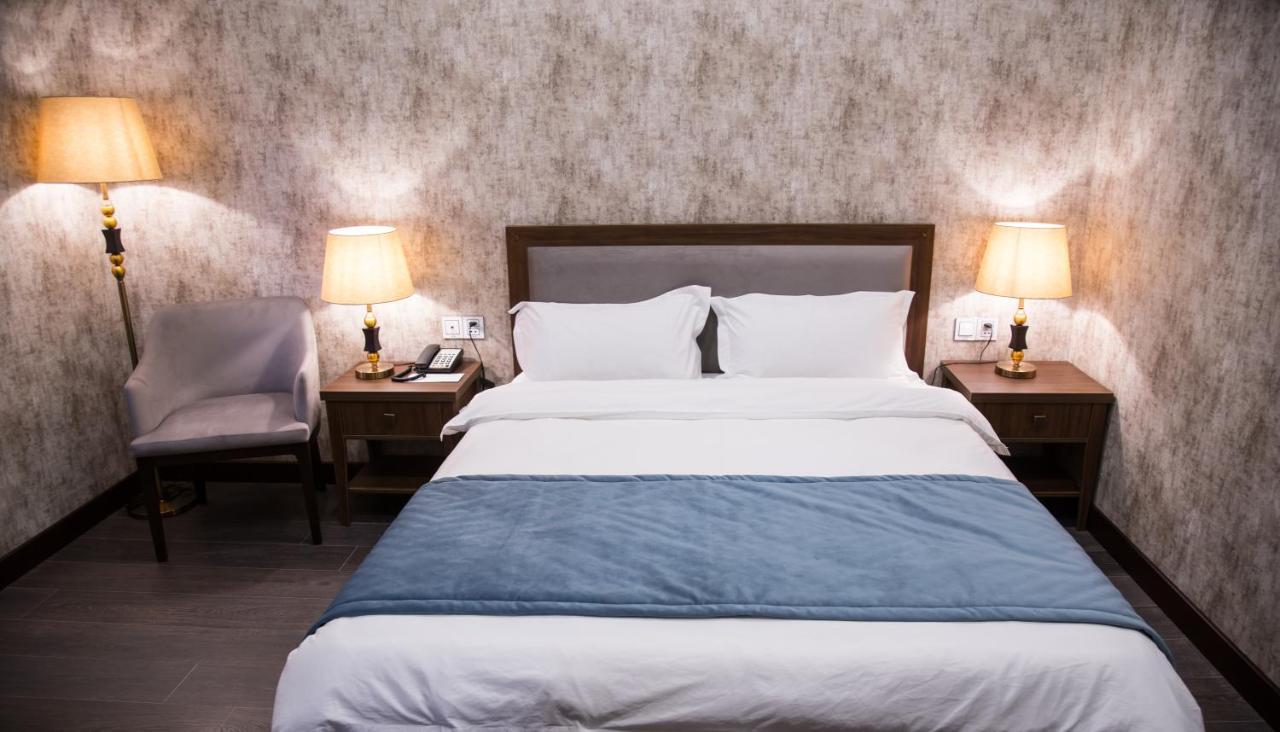 Macara Sheki City Hotel Ngoại thất bức ảnh