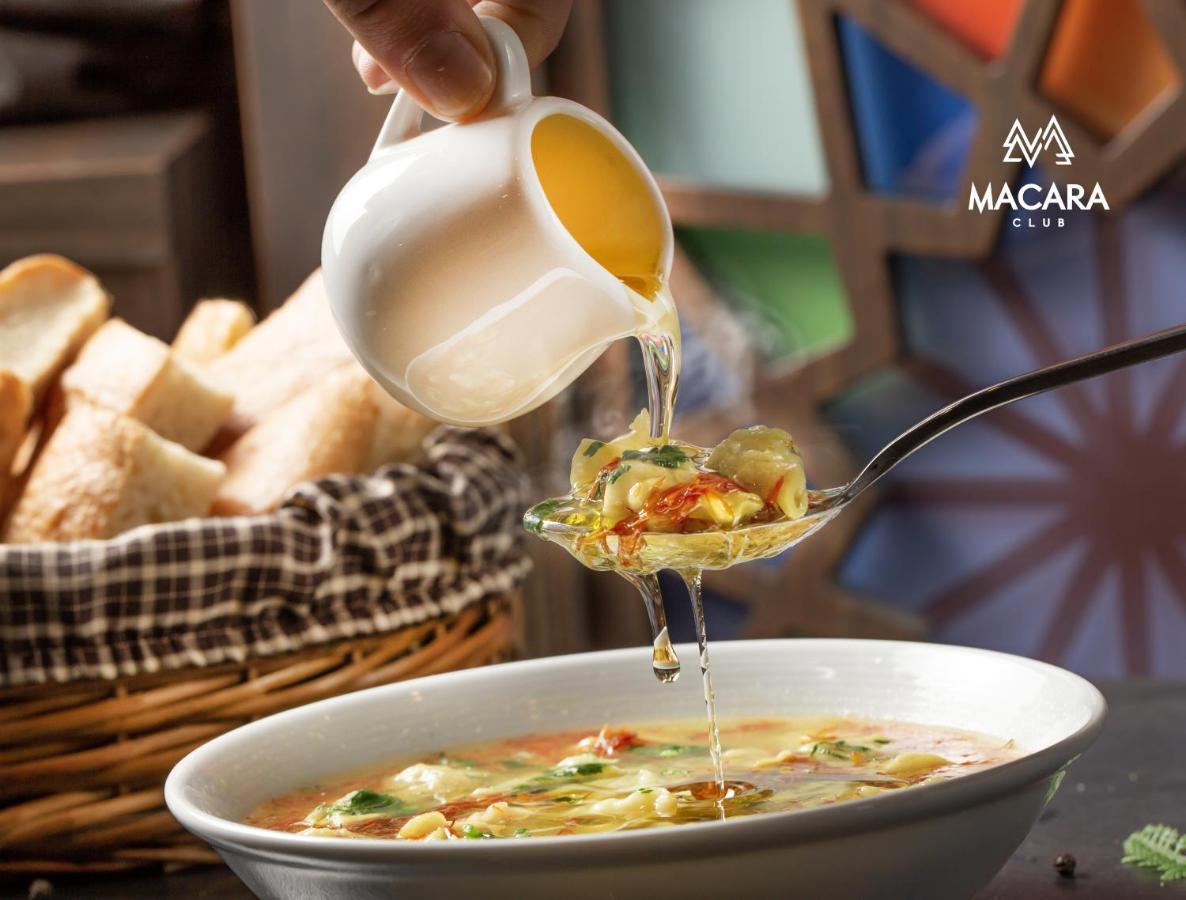 Macara Sheki City Hotel Ngoại thất bức ảnh